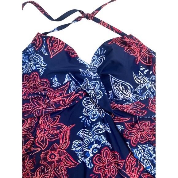 Isabel Maternity | Flower | Halter | Swimsuit | Size:  XXL - Picture 4 of 10